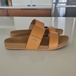 Reef Coushion Sandals